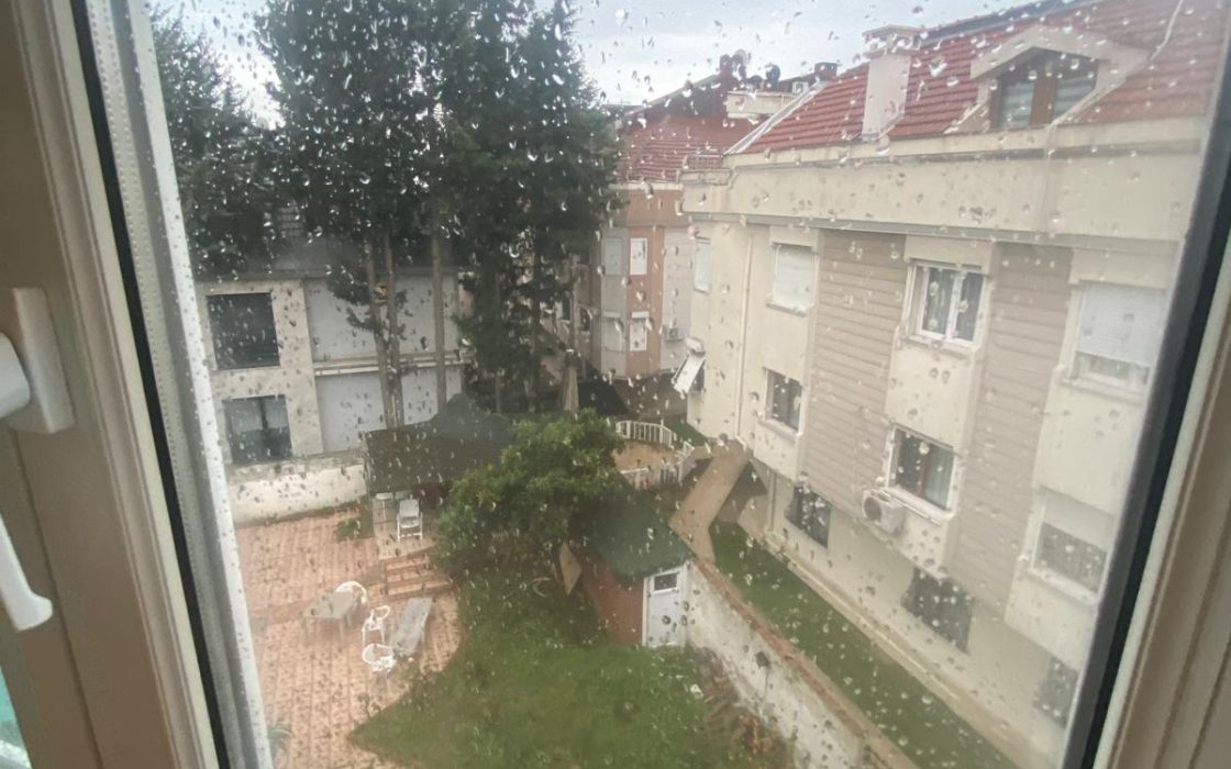 FIRSAT ŞENLİKKÖYDE ARSA PAYI YÜKSEK DAİREMİZ