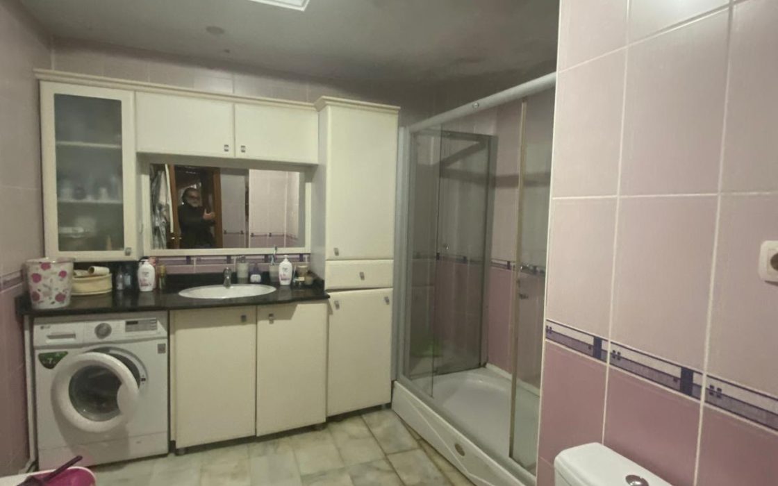 FIRSAT ŞENLİKKÖYDE ARSA PAYI YÜKSEK DAİREMİZ