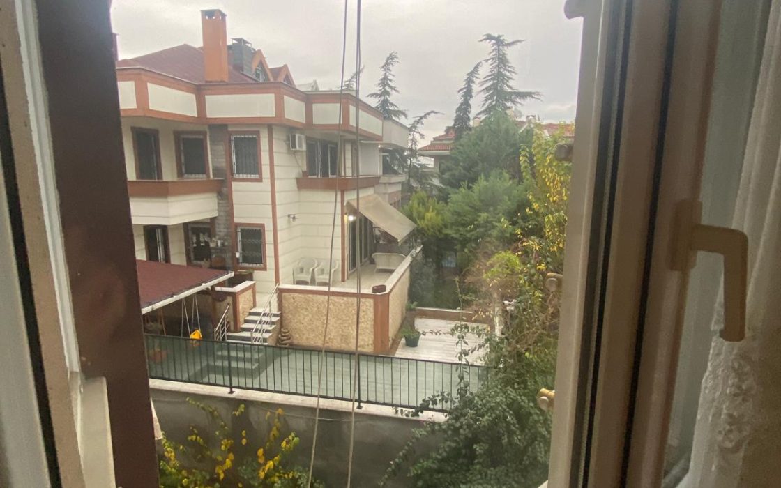 FIRSAT ŞENLİKKÖYDE ARSA PAYI YÜKSEK DAİREMİZ