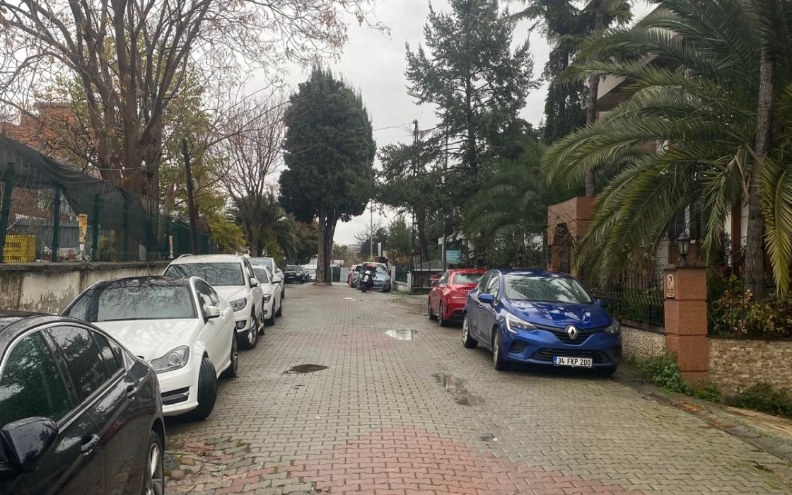 FIRSAT ŞENLİKKÖYDE ARSA PAYI YÜKSEK DAİREMİZ