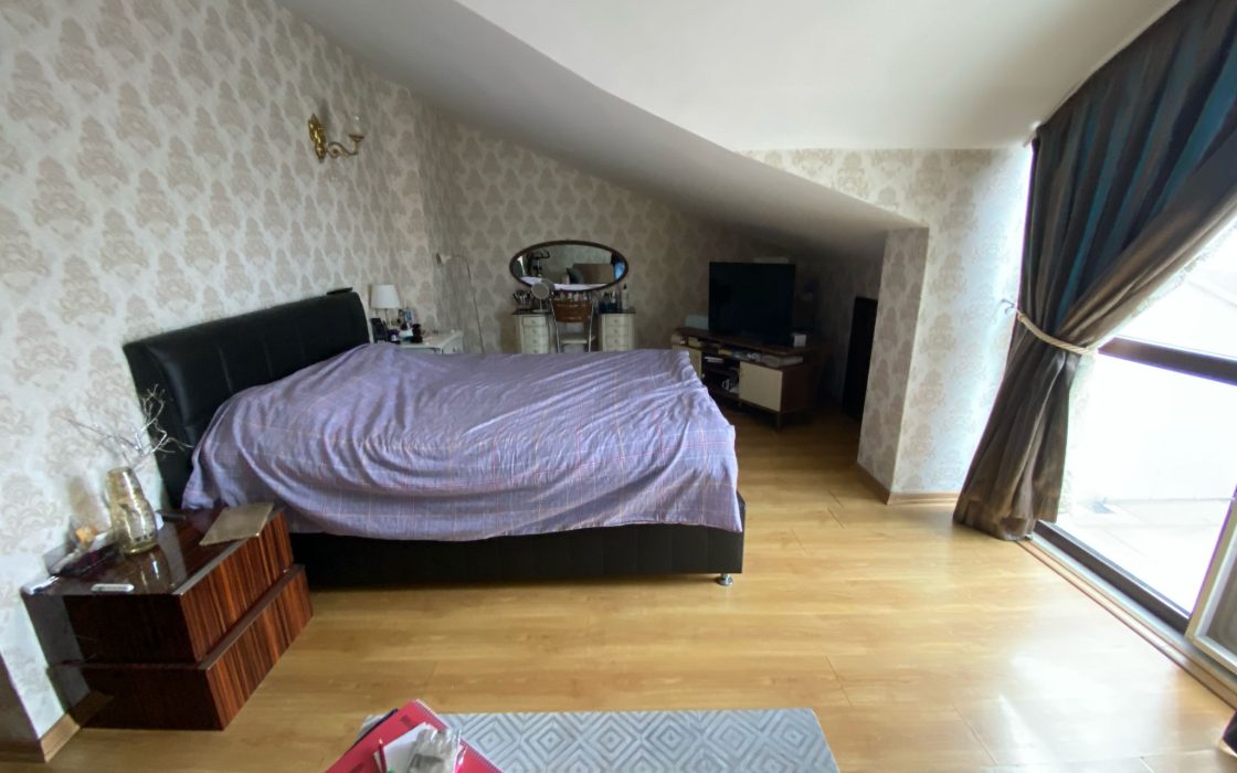 BAKIRKÖY İSTANBUL CADDESİ ARKASI