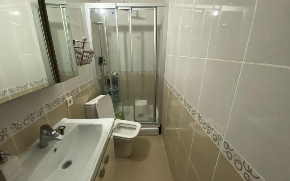 BAKIRKÖY İSTANBUL CADDESİ ARKASI