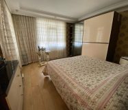 BAKIRKÖY İSTANBUL CADDESİ ARKASI