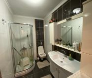 BAKIRKÖY İSTANBUL CADDESİ ARKASI