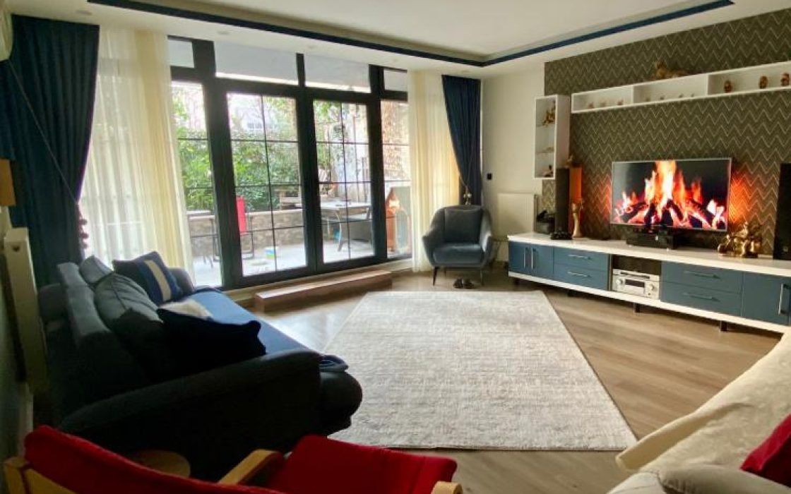 SİMİTAŞ BLOKLARINDA BAHÇE KATI BARBEKÜ KEYİFLİ