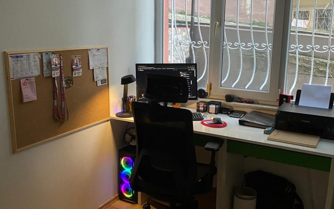 SİMİTAŞ BLOKLARINDA BAHÇE KATI BARBEKÜ KEYİFLİ