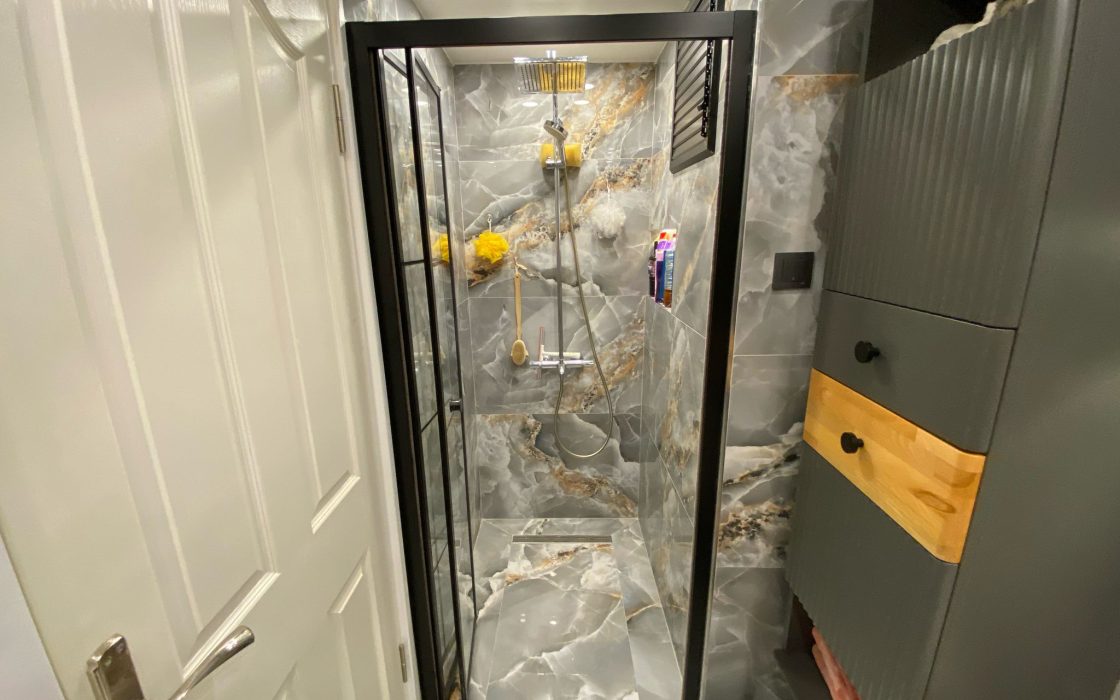 SİMİTAŞ BLOKLARINDA BAHÇE KATI BARBEKÜ KEYİFLİ