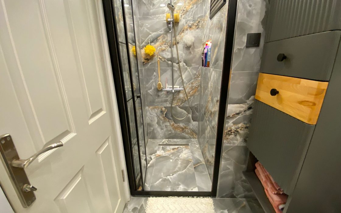 SİMİTAŞ BLOKLARINDA BAHÇE KATI BARBEKÜ KEYİFLİ