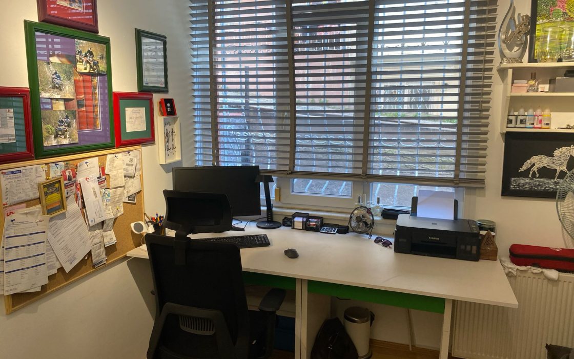 SİMİTAŞ BLOKLARINDA BAHÇE KATI BARBEKÜ KEYİFLİ