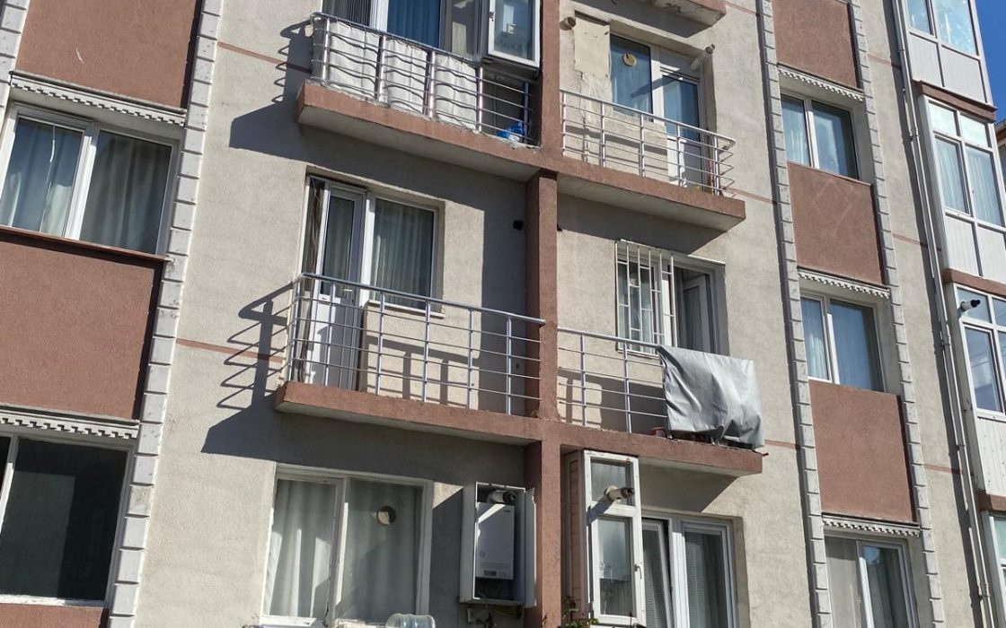 MERTERİN EN MERKEZİ KONUMLARINDAN ALTAY SOKAKTA