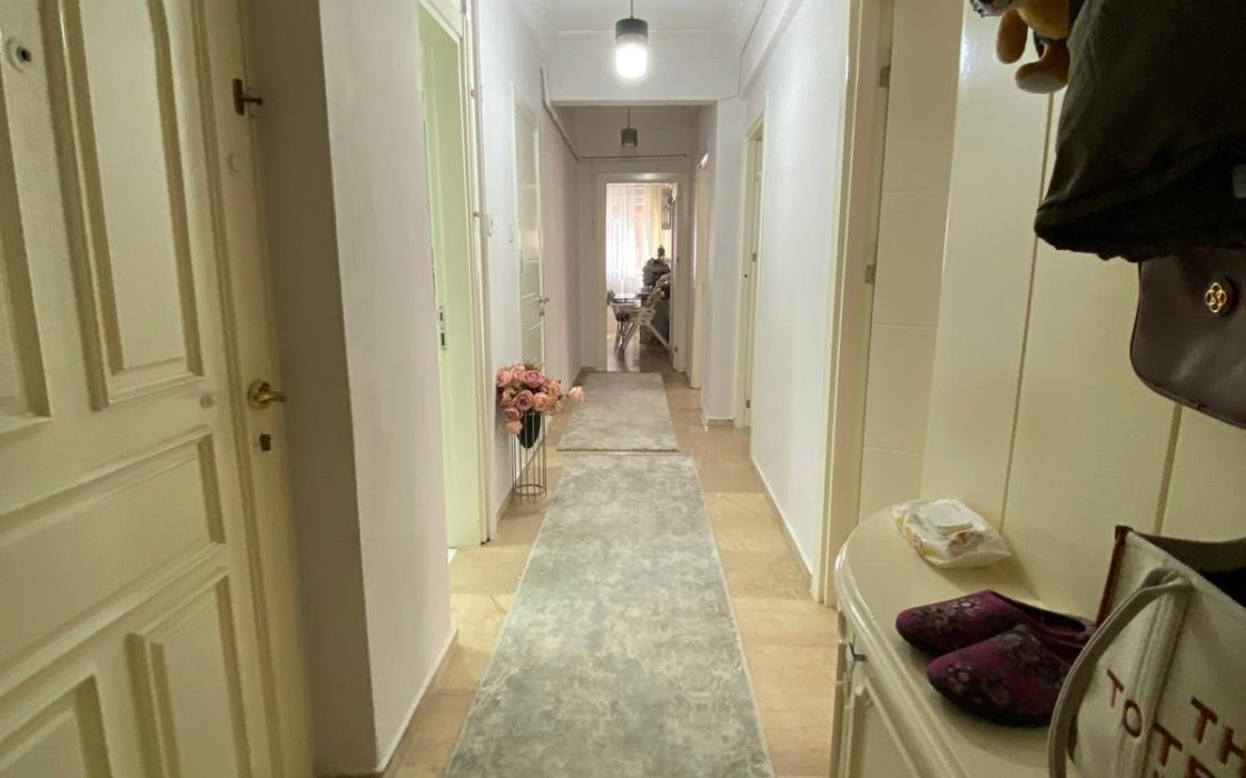 MERTERİN EN MERKEZİ KONUMLARINDAN ALTAY SOKAKTA