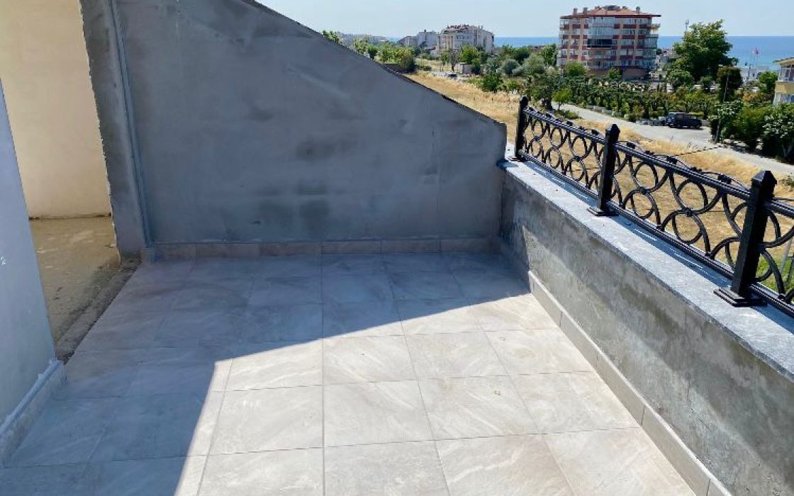 BÜYÜKÇEKMECE DENİZ MANZARALI LÜKS KİRALIK VİLLA