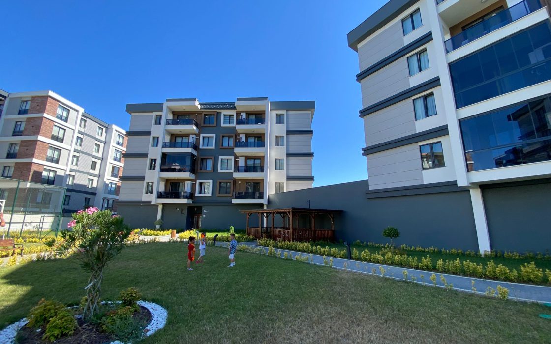 Silivri’nin en prestijli konumuna sahip İSTİKBAL EVLERİNDE