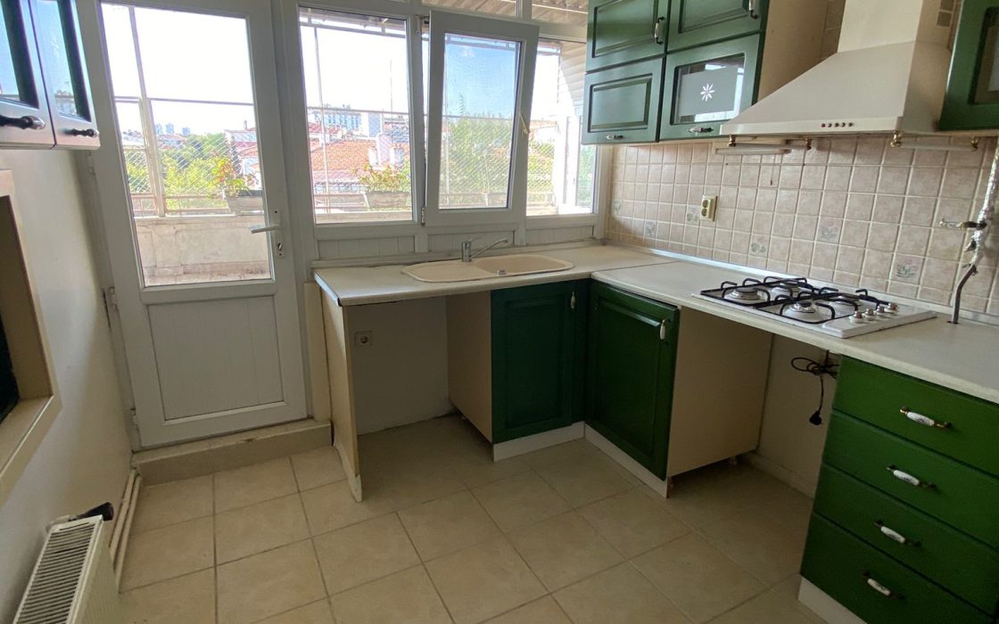 SİMİTAŞ BLOKLARI’NDA GENİŞ CEPHE TERASLI MUHTEŞEM DAİRE